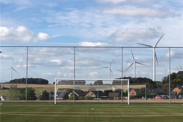 Aanleg kunstgras voetbalveld - Sportinfrabouw NV